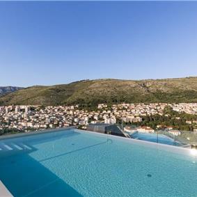 6 Bedroom Villa with Heated Infinity Pool and Sea Views in Dubrovnik, Sleeps 12